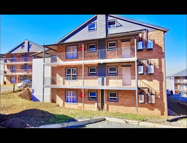 3 BEDROOM APARTMENT FOR SALE IN CHASE VALLEY